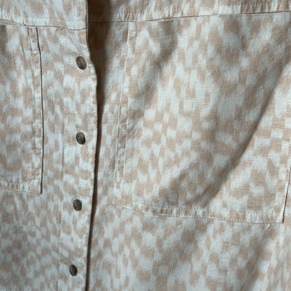 UNIVERSAL THREADS: M - PEACH & WHITE IKAT PRINTED CROP SHIRT - Picture 3 of 5